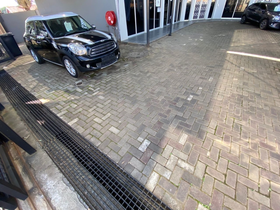 To Let Commercial Property for Rent in Rustenburg Central North West